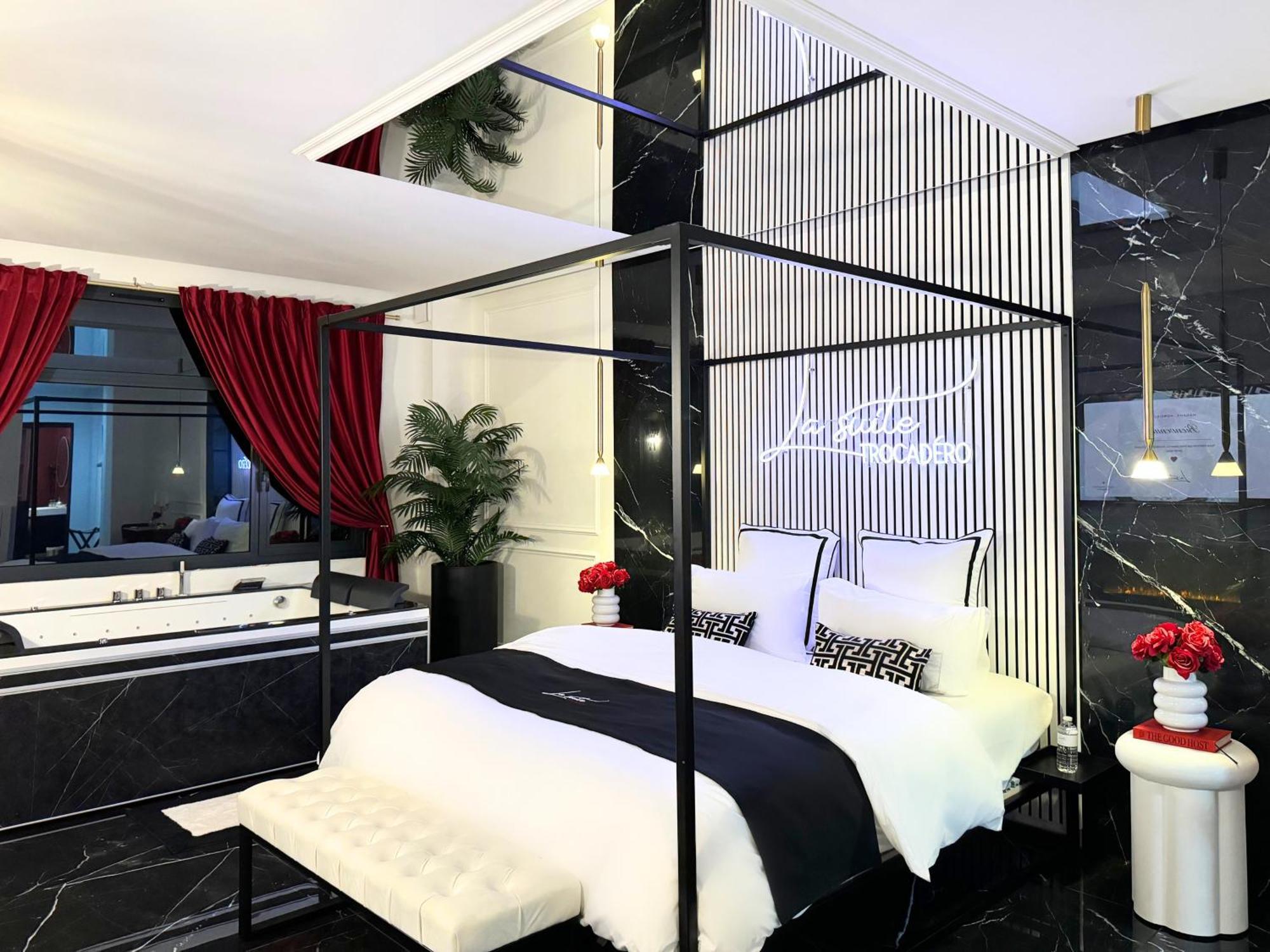La Suite Trocadero - Jacuzzi Privatif Париж Экстерьер фото