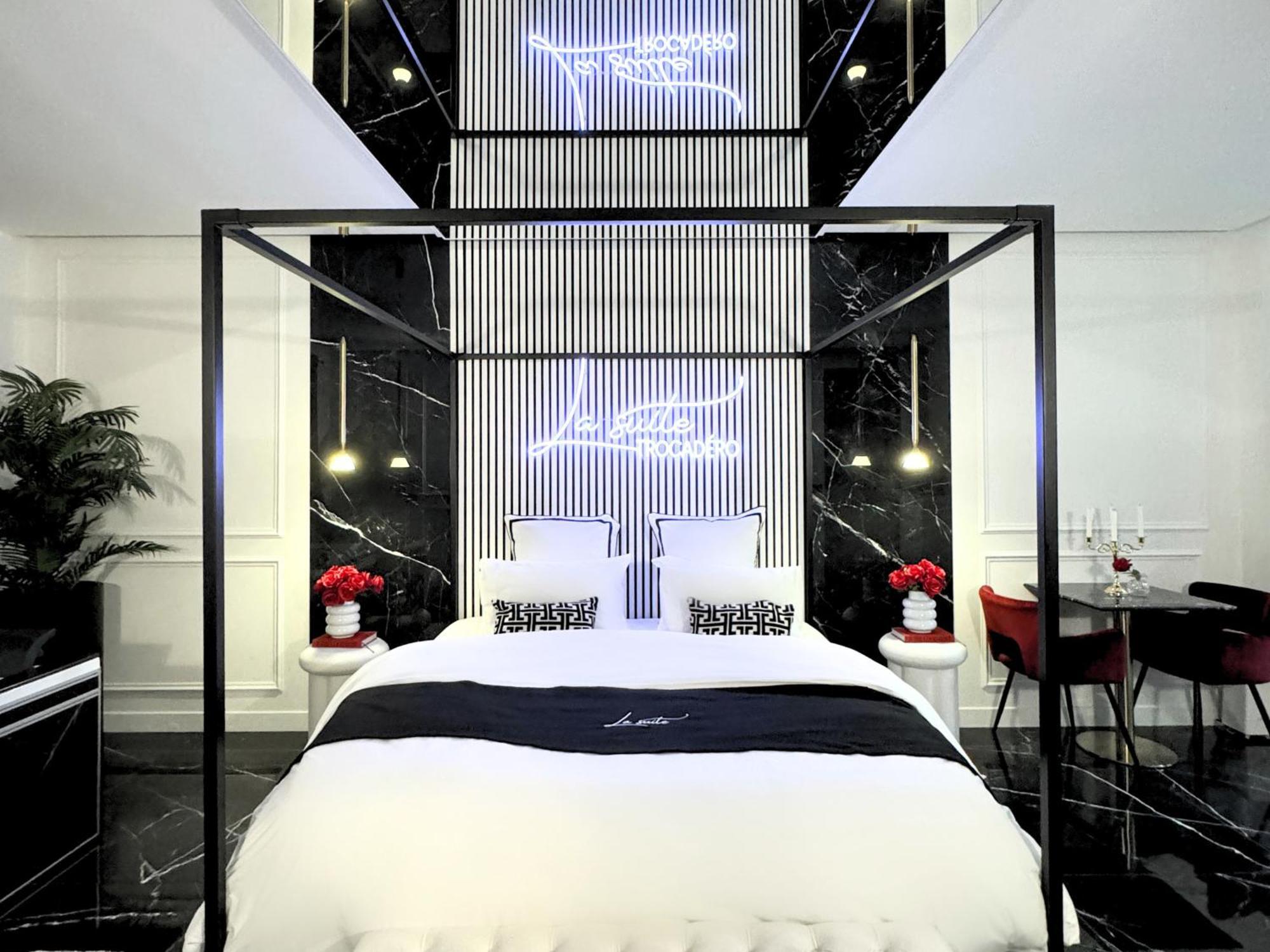 La Suite Trocadero - Jacuzzi Privatif Париж Экстерьер фото